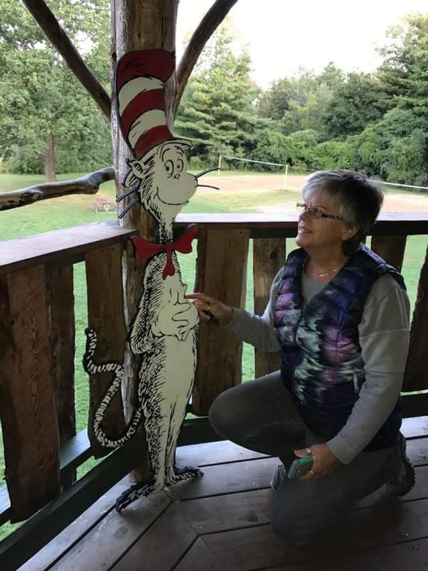 I Hide Painted Woodcuts Around Vermont I Hide Painted Woodcuts Around Vermont