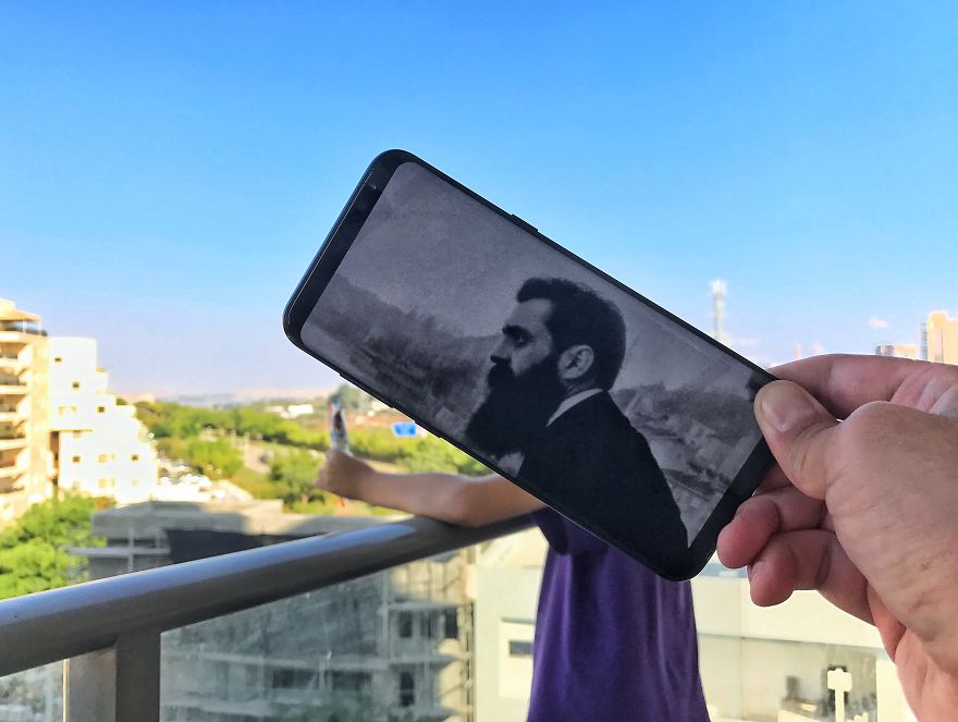 I Bring Everyday Objects To Life With My Smartphone (part 6)