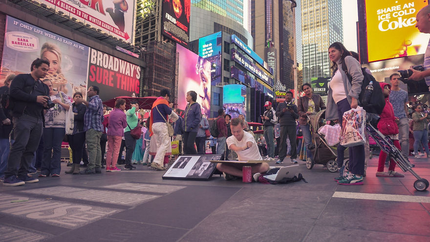 Incredible Artist On The Streets Of New York City!