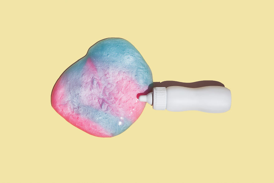 Julia Ramiro Martin: A Young Artist In A Pink World, Free And Singular