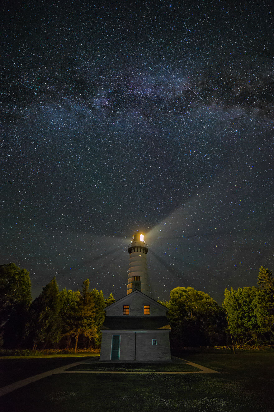 Nightscape | Milky Way Over Cana Island Lighthouse, Usa - Jim Brannstorm / Pna