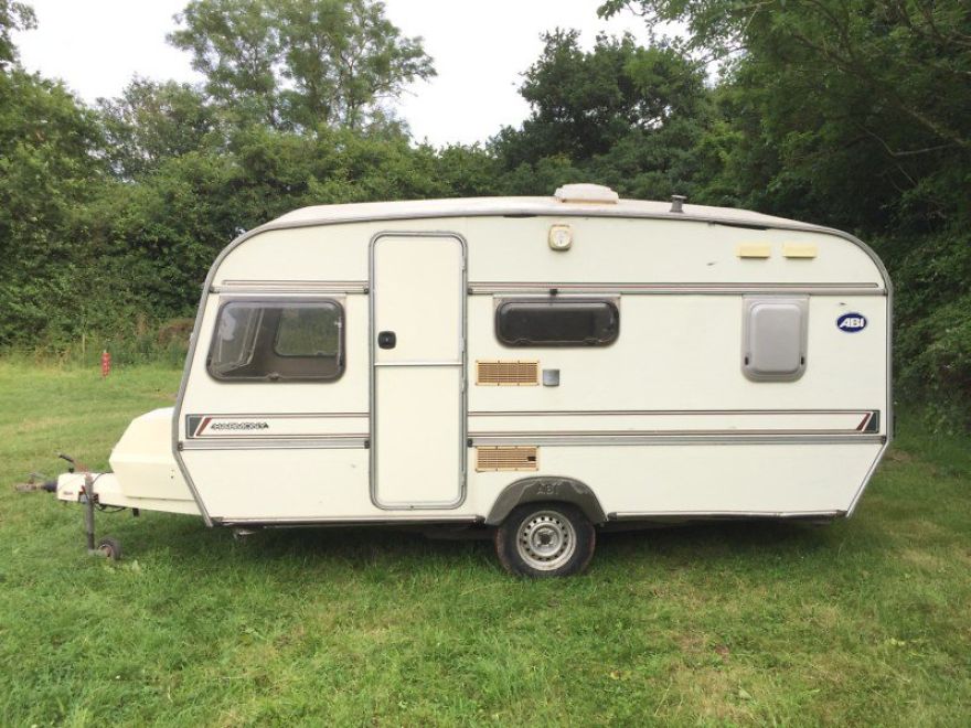 I Turned A $200 Camper Into A Giant Camera And Portable Darkroom