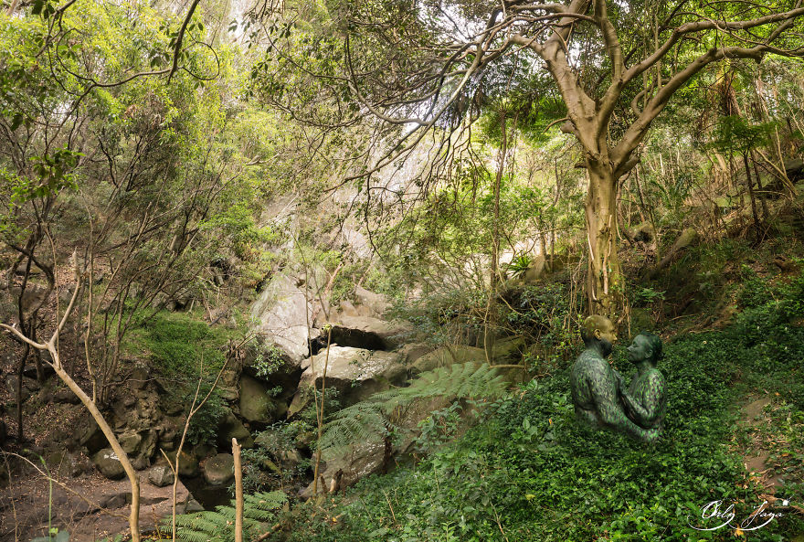 Painting Lovers Into The World Painting Lovers Into The World