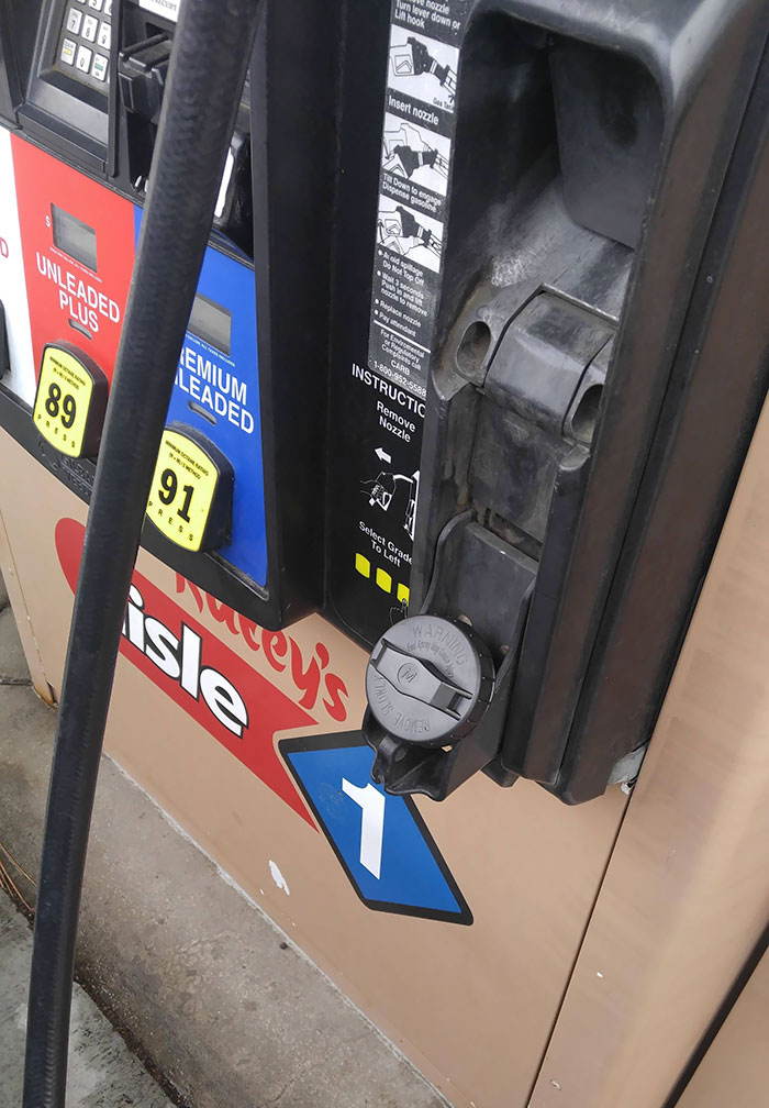 This Is How You Can Never Forget About Your Gas Cap