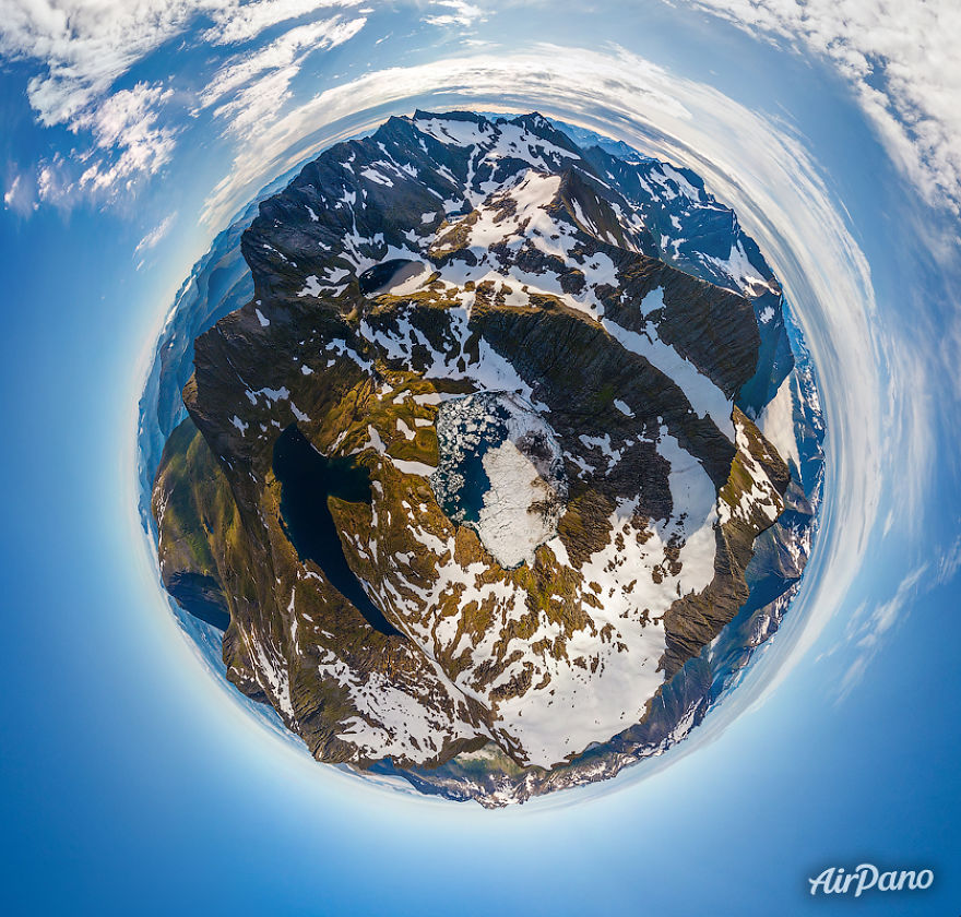 We Discover New Worlds