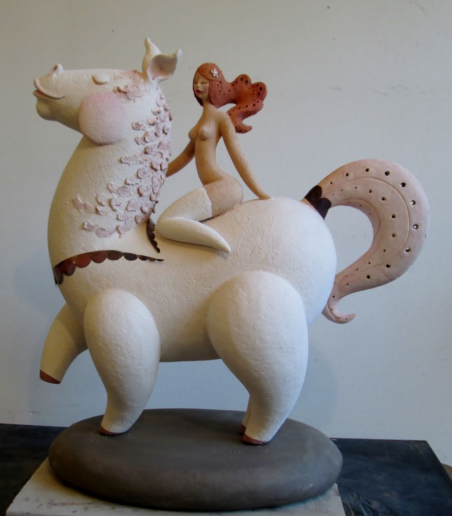 Donne E Gatti, Argilla E Rame