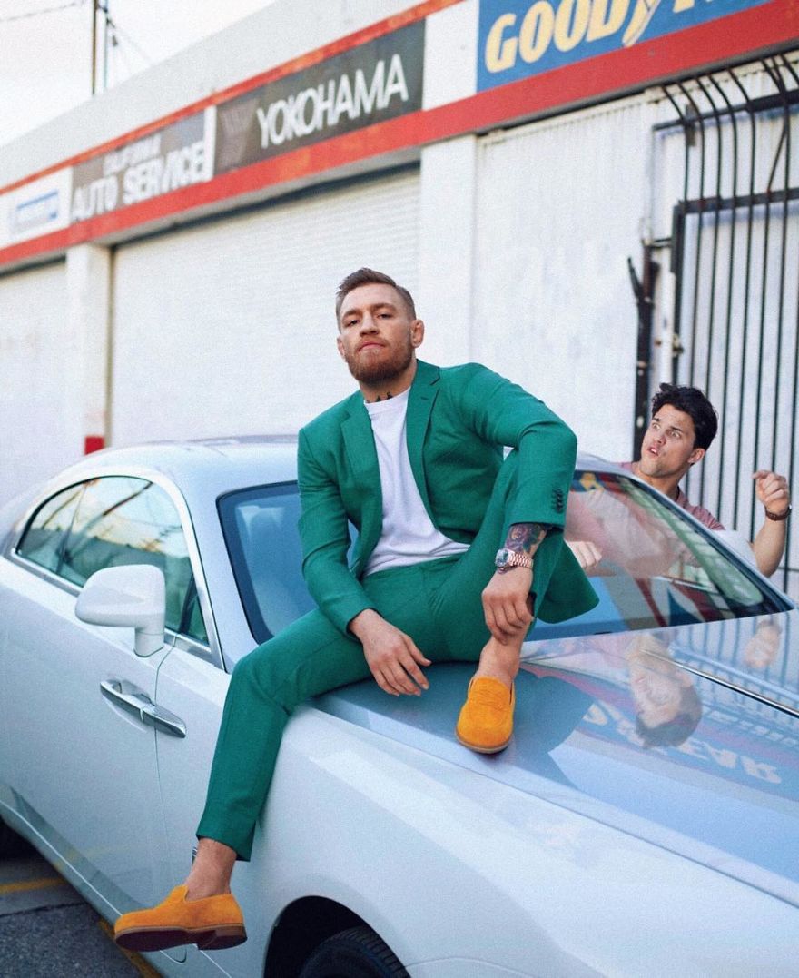 Celebrity Pic Photobomb