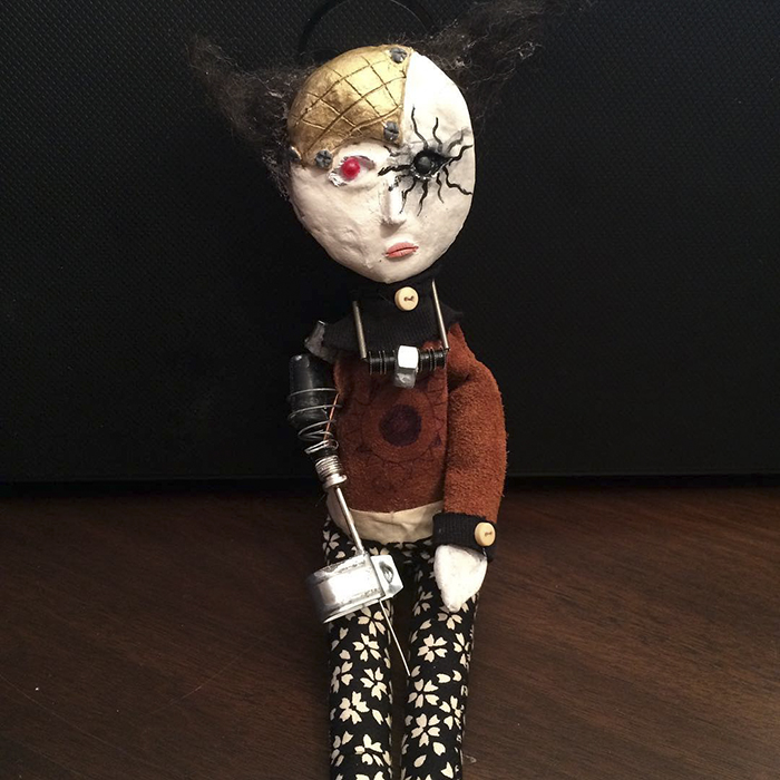 12-Year-Old Boy Creates Creepy Sculptures Using Found Materials, And They're Surprisingly Awesome 12-Year-Old Boy Creates Creepy Sculptures Using Found Materials, And They're Surprisingly Awesome