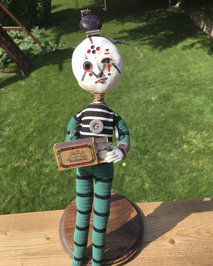 12-Year-Old Boy Creates Creepy Sculptures Using Found Materials, And They're Surprisingly Awesome 12-Year-Old Boy Creates Creepy Sculptures Using Found Materials, And They're Surprisingly Awesome