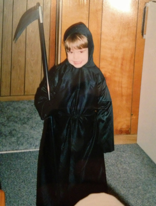 Found This Picture Of My Girlfriend Dressed As The Grim Reaper