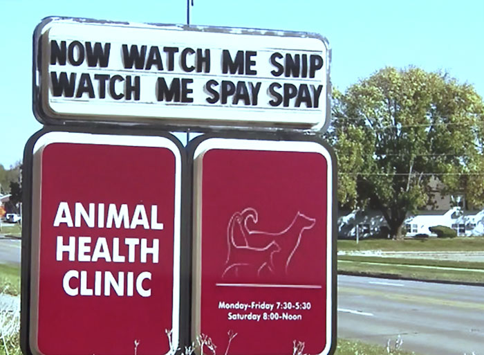 Vet Sign