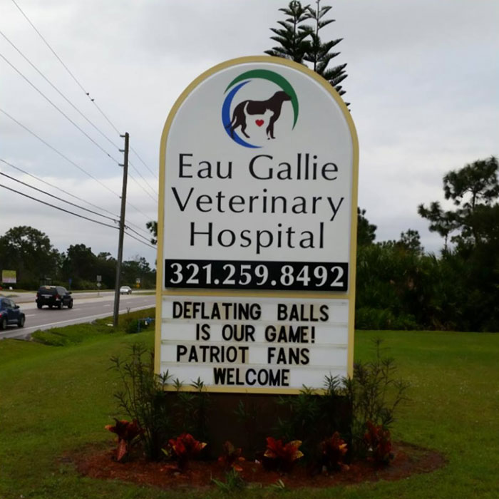 Vet Sign