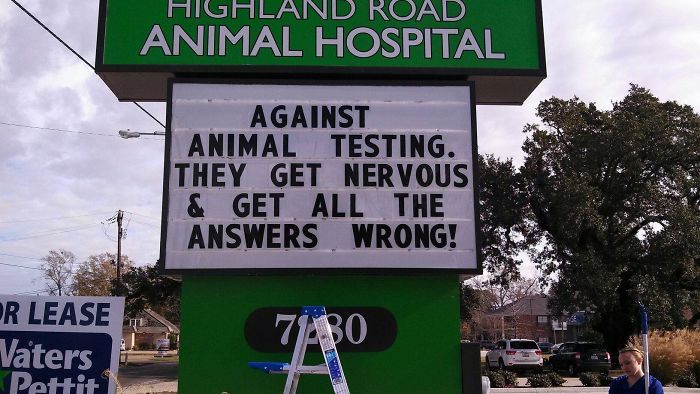 Vet Sign