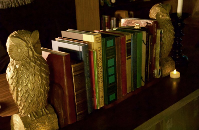 Teacher Spends 70 Hours Turning Boring Classroom Into Hogwarts, Makes Us Believe Magic Truly Exists