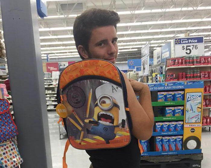 Este chico gay le pidió a la madre de su amiga poder ir a la fiesta de pijamas para chicas, y su respuesta triunfa en internet