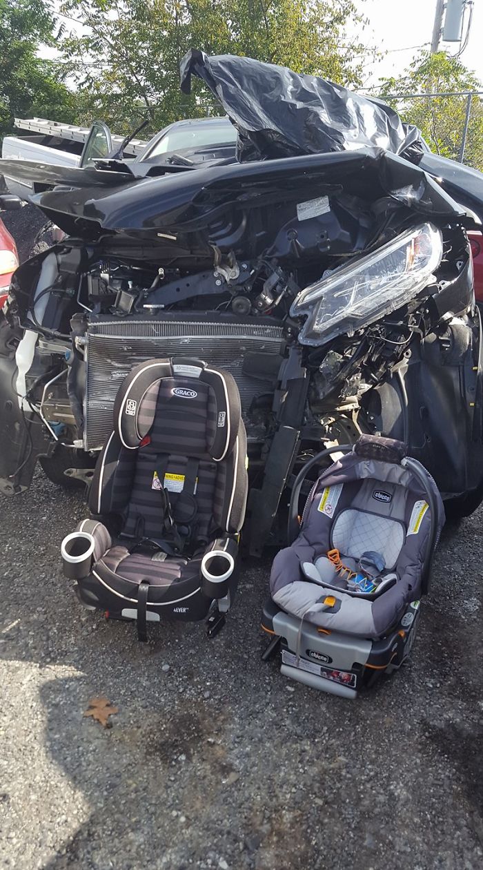 Mom's Shocking Car Accident Photo Is A Chilling Reminder To ALWAYS Put Your Kid In A Car Seat Mom's Shocking Car Accident Photo Is A Chilling Reminder To ALWAYS Put Your Kid In A Car Seat