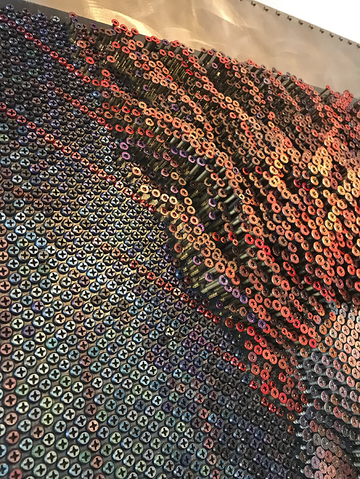 Artist Uses Up To 20,000 Screws To Create Impressive Portraits, Absolutely Nails Them Artist Uses Up To 20,000 Screws To Create Impressive Portraits, Absolutely Nails Them