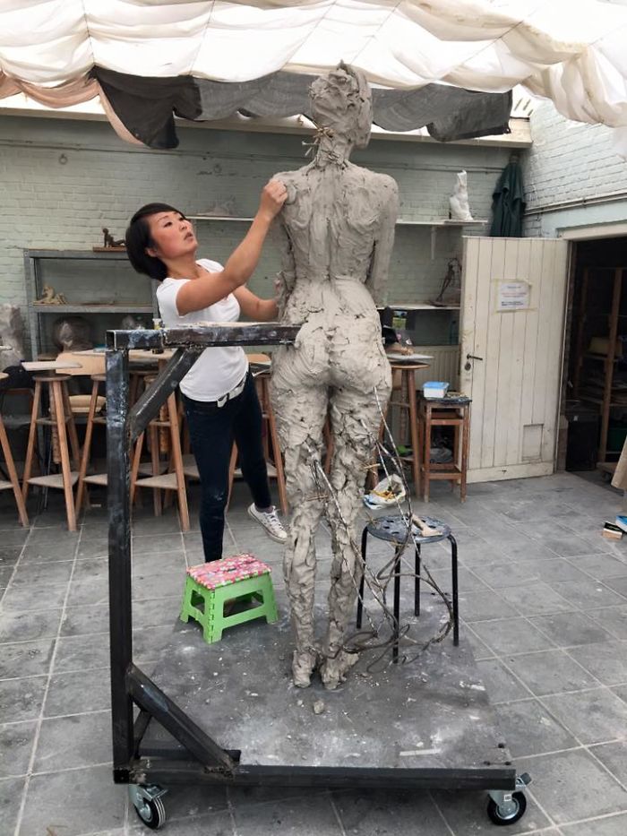 Artist Creates Life-Size Sculptures Of Women Inspired By Renaissance Art, Reveals The Beauty Of Female Form Artist Creates Life-Size Sculptures Of Women Inspired By Renaissance Art, Reveals The Beauty Of Female Form