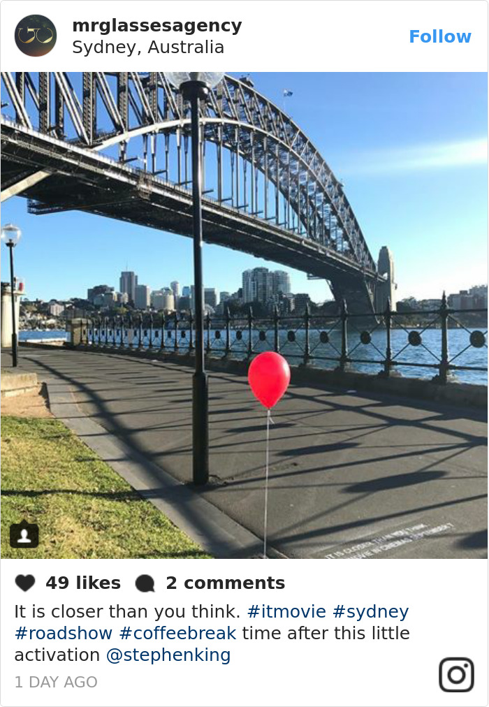 People In Sydney Are Creeped Out By Red Balloons That Suddenly Appeared Around The City People In Sydney Are Creeped Out By Red Balloons That Suddenly Appeared Around The City