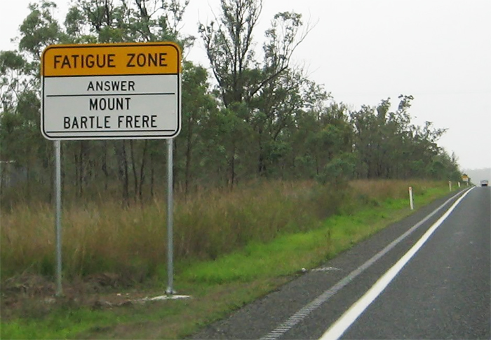 Australia Uses Trivia Signs To Keep Drivers Awake On Long And Boring Roads, And It's Genius Australia Uses Trivia Signs To Keep Drivers Awake On Long And Boring Roads, And It's Genius