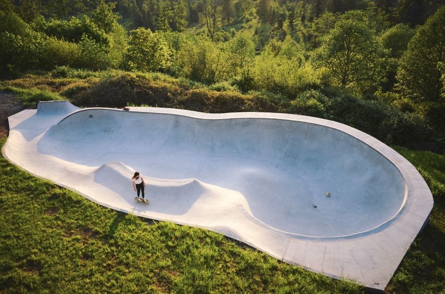 This Millennial Quit His Job To Build A Treehouse Empire