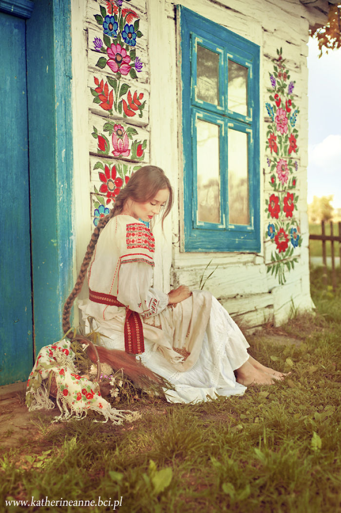 Polish Photographer Katarzyna Niwińska Creates Magical Slavic Fairytale, It Is Mesmerizing