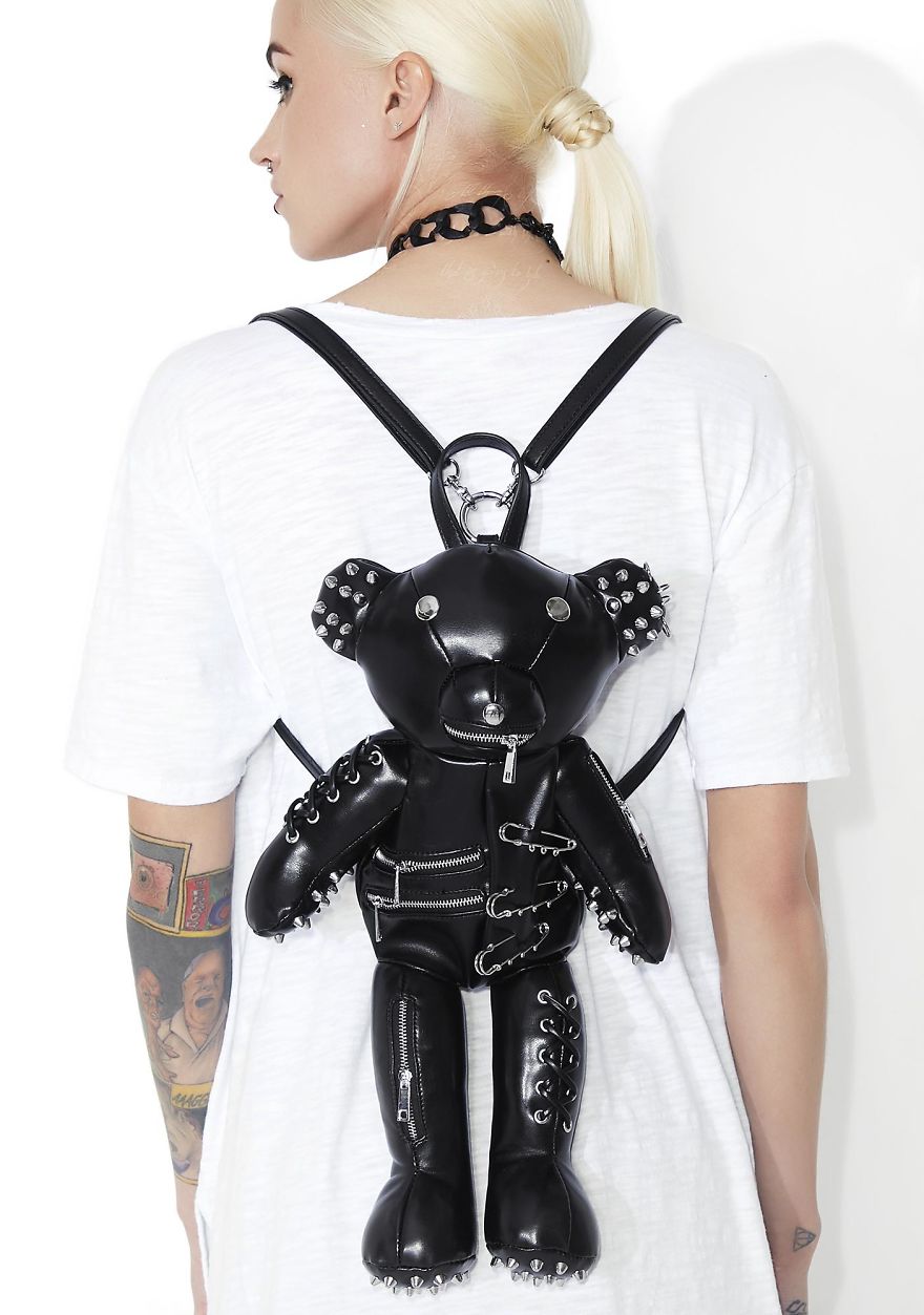 15 Purses That Won't Clash With Your Halloween Costume