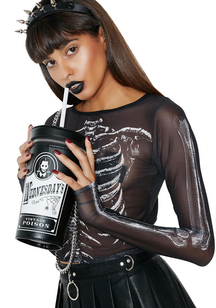 15 Purses That Won't Clash With Your Halloween Costume 15 Purses That Won't Clash With Your Halloween Costume