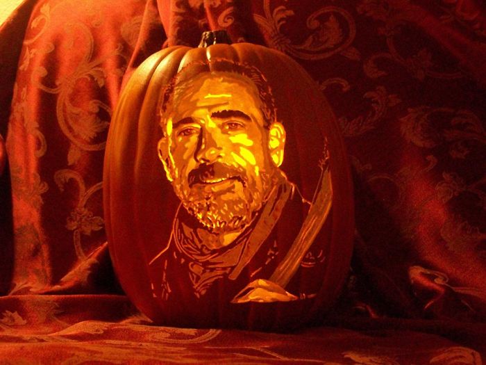 Artist Uses Pop Culture As A Theme To Sculpt His Pumpkins