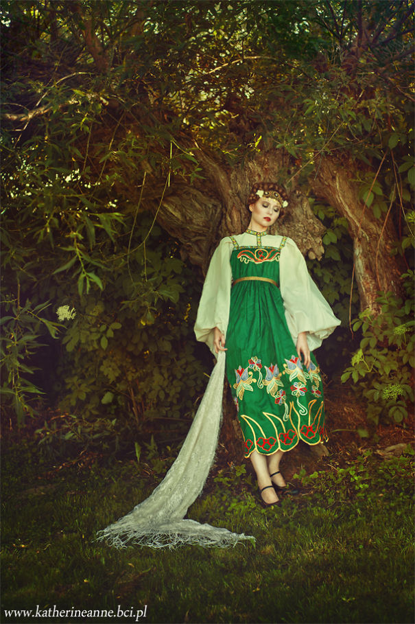 Polish Photographer Katarzyna Niwińska Creates Magical Slavic Fairytale, It Is Mesmerizing Polish Photographer Katarzyna Niwińska Creates Magical Slavic Fairytale, It Is Mesmerizing