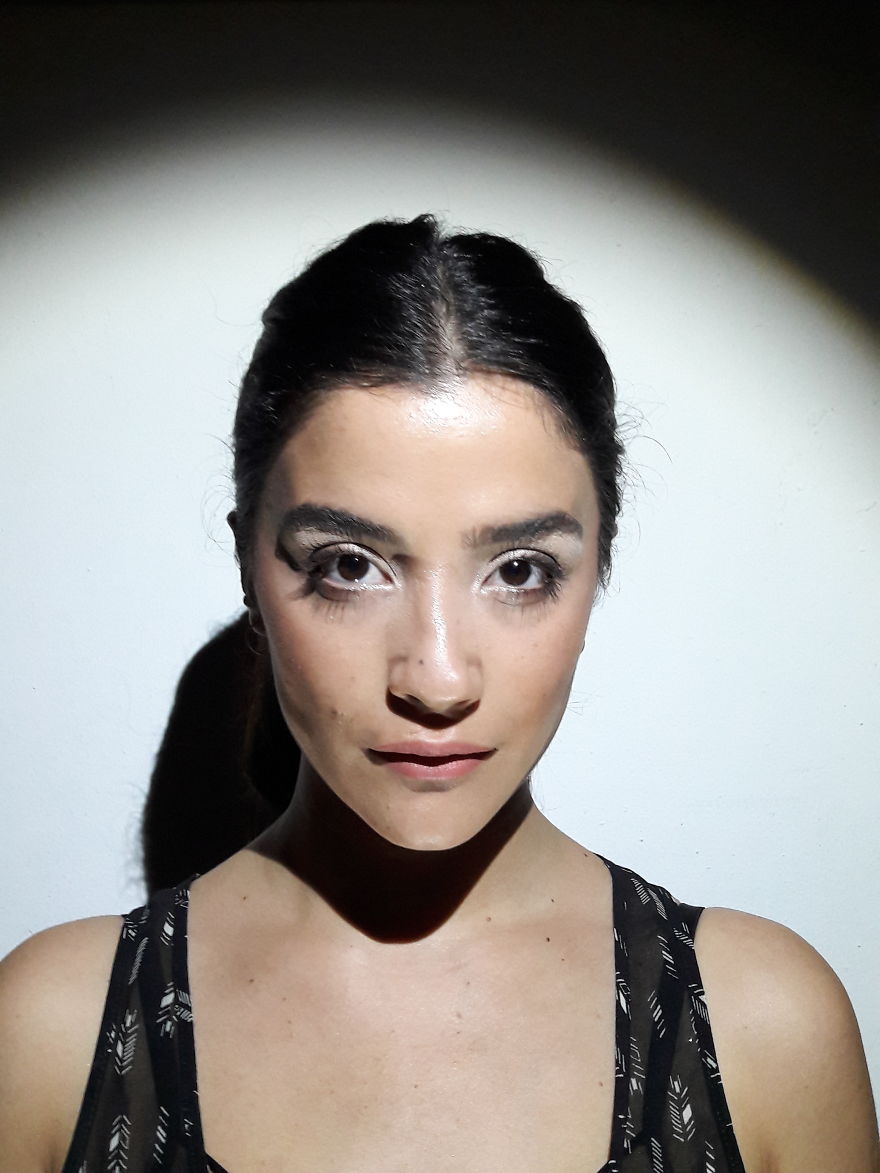 I Made A Photoshoot Only With A Single Flashlight And A Randomly Selected Average Smartphone I Made A Photoshoot Only With A Single Flashlight And A Randomly Selected Average Smartphone