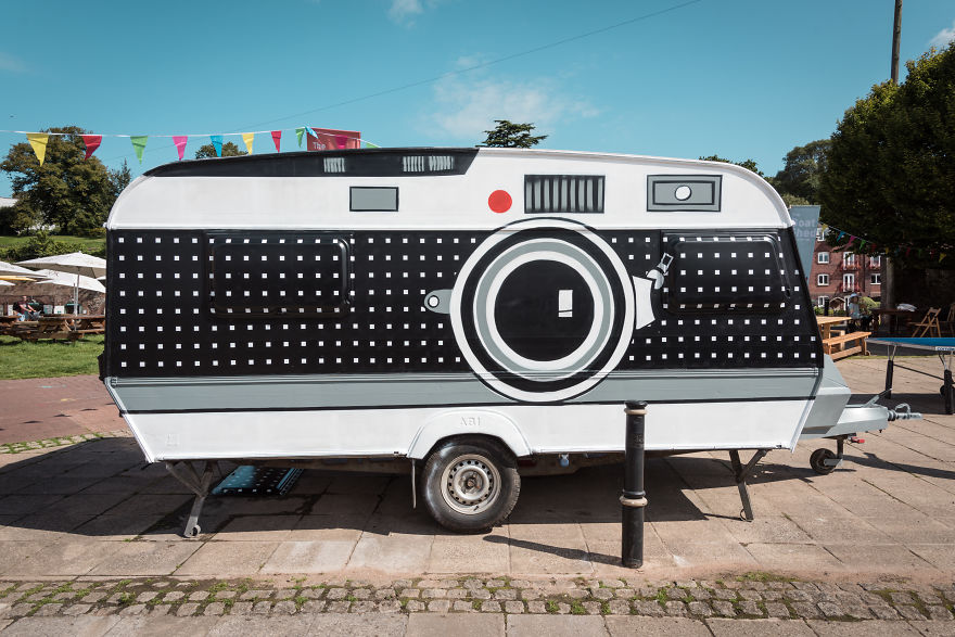 I Turned A $200 Camper Into A Giant Camera And Portable Darkroom I Turned A $200 Camper Into A Giant Camera And Portable Darkroom