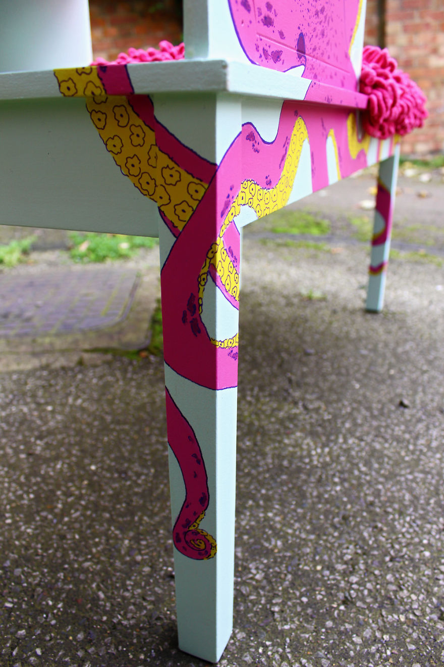 I Brought An Old Telephone Seat Back To Life With Some Aquatic Funk I Brought An Old Telephone Seat Back To Life With Some Aquatic Funk