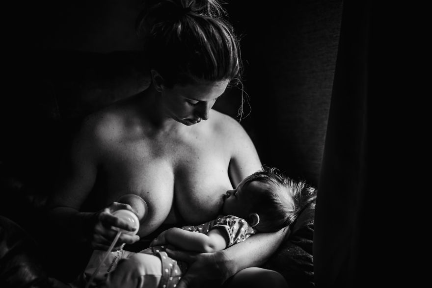 I Spent The First 6 Months Of My Daughters Life Documenting The Inseparable Bond Between Mother And Child