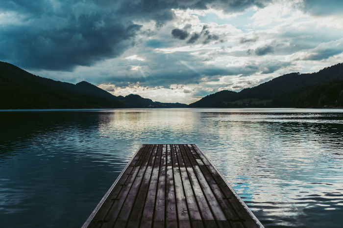 I Keep Returning To The Same Lake To Capture Different Atmospheres