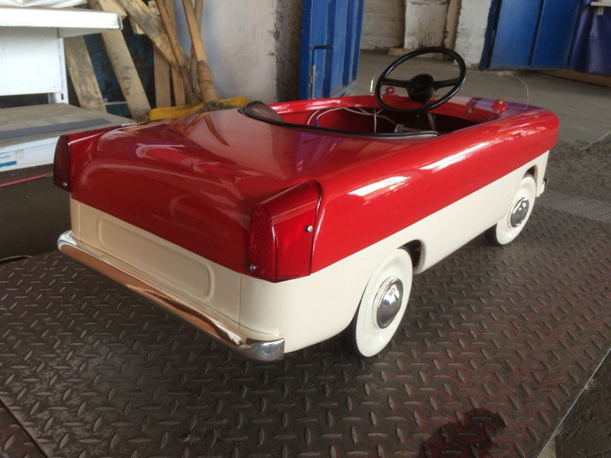 Russian Man Restores Child Pedal Vehicles From USSR-Times, And The Result Looks Amazing Russian Man Restores Child Pedal Vehicles From USSR-Times, And The Result Looks Amazing