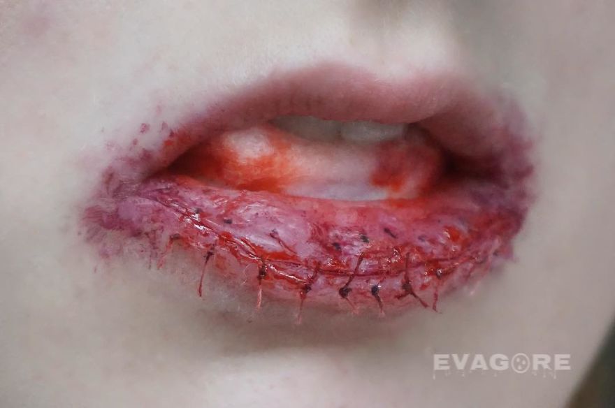 Artist Creates Hyper-Realistic Makeup That Will Leave You With Chills