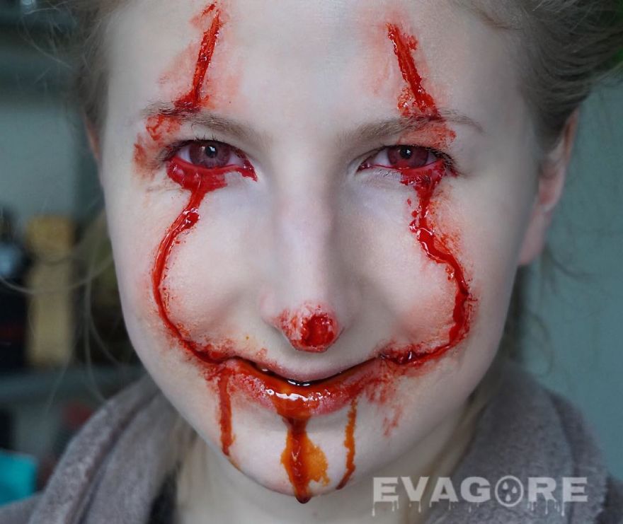 Artist Creates Hyper-Realistic Makeup That Will Leave You With Chills