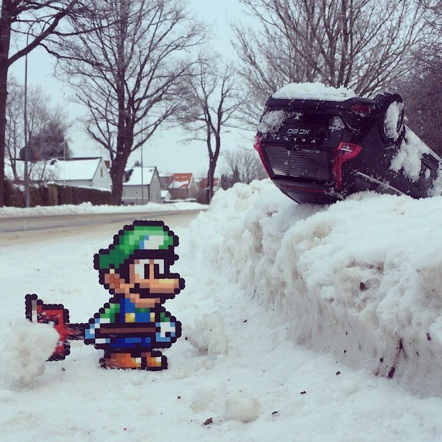 Artist Mixes Pixel Art With Reality And The Result Was Really Fun