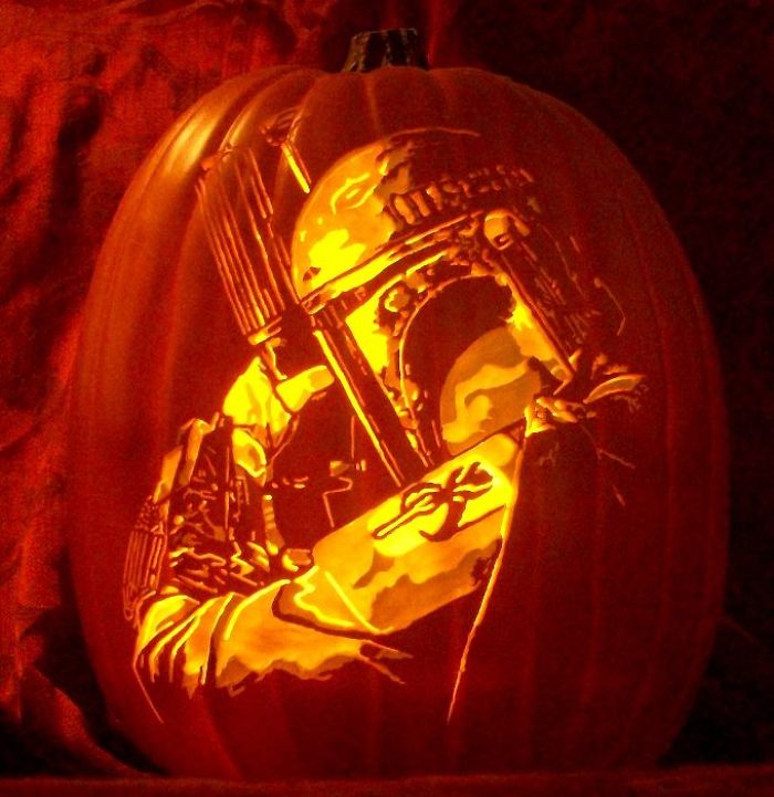 Artist Uses Pop Culture As A Theme To Sculpt His Pumpkins