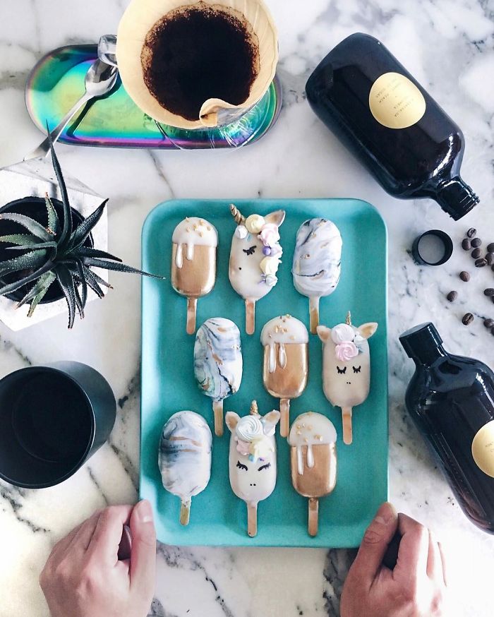Avid Home Baker Who Turns Leftover Cake Scraps Into Meticulously Crafted Cake-Popsicles