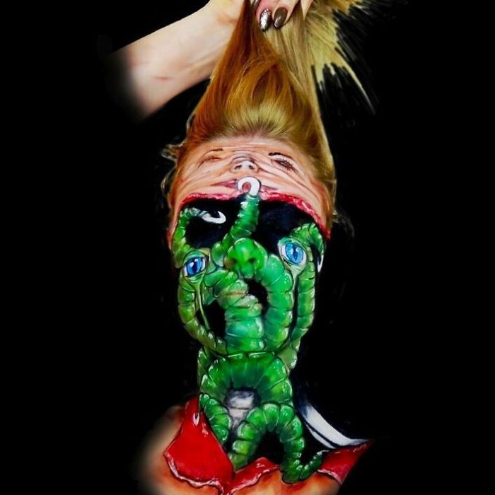 Creepy-Makeup-Samantha-Staines