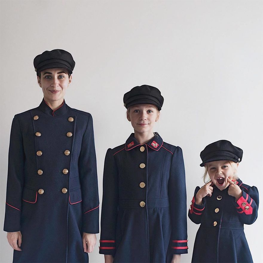 Mom-Two-Daughters-Portraits-All-That-Is-Three