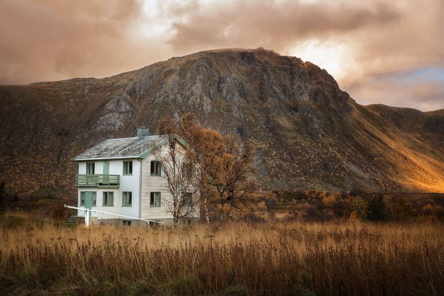 I Documented The Abandoned Houses Above The Arctic Circle (Part 2)