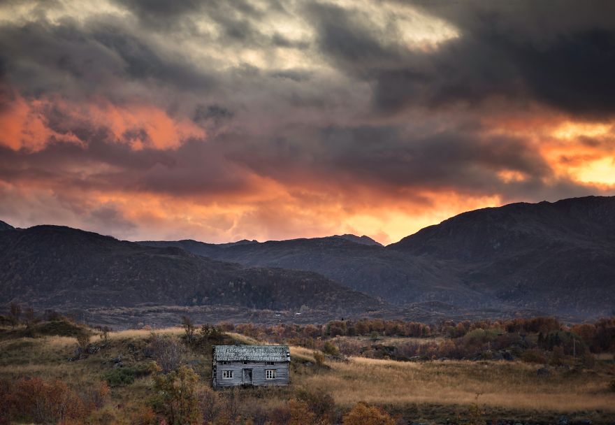 I Documented The Abandoned Houses Above The Arctic Circle (Part 2)