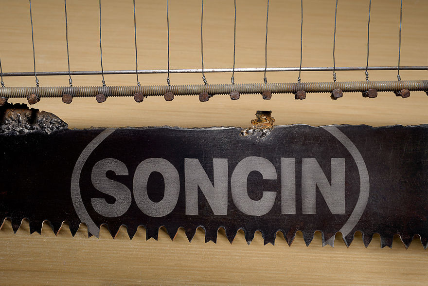 The Logo In The Center Was Sand Blasted (With A Stencil). You Can Also See Some Detail Of The Hand Wired Bridge