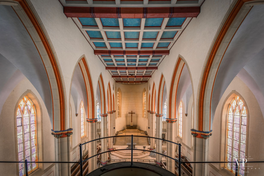 I Photographed This Abandoned Church