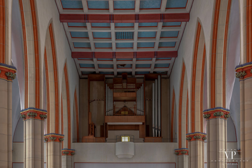 I Photographed This Abandoned Church