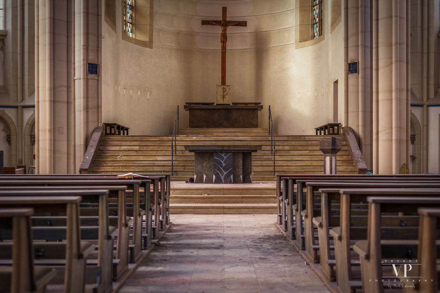 I Photographed This Abandoned Church