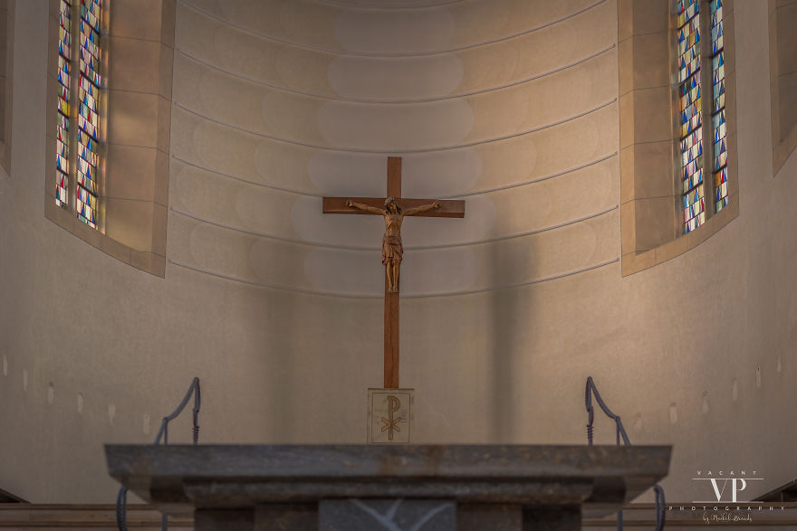 I Photographed This Abandoned Church